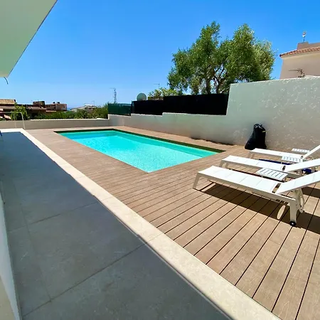 Lucia - Piscina Privata Riscaldata * Marina di Ragusa